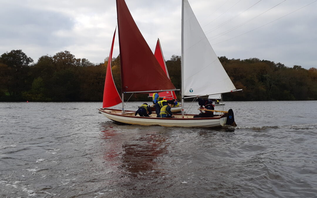 L’Association Sportive « voile » navigue sur des bateaux du patrimoine